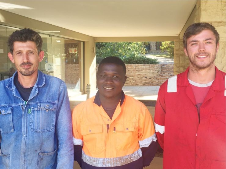 GeoGroup employees congratulated on their new qualifications