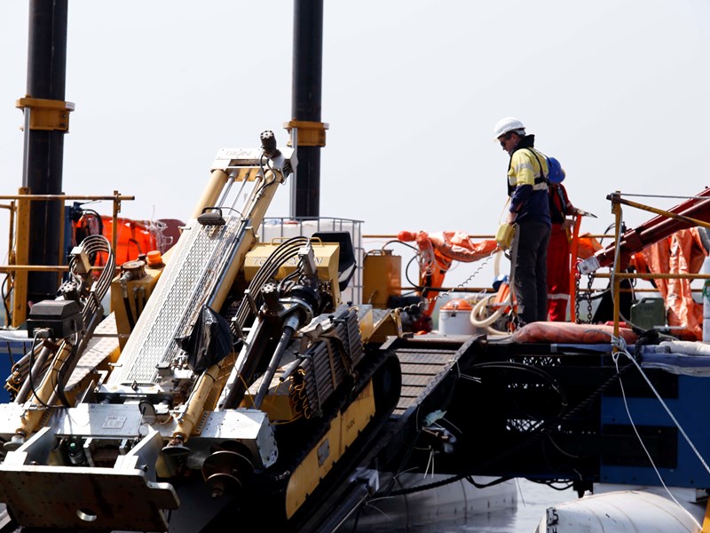 CPTu testing was conducted in the riverbed from the GeoGroup designed and built jack-up barge
